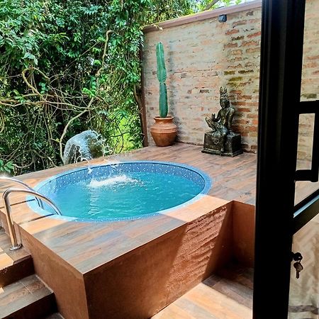 Airport Villa Kamatha -Foreign Booking Only Katunayaka Bagian luar foto