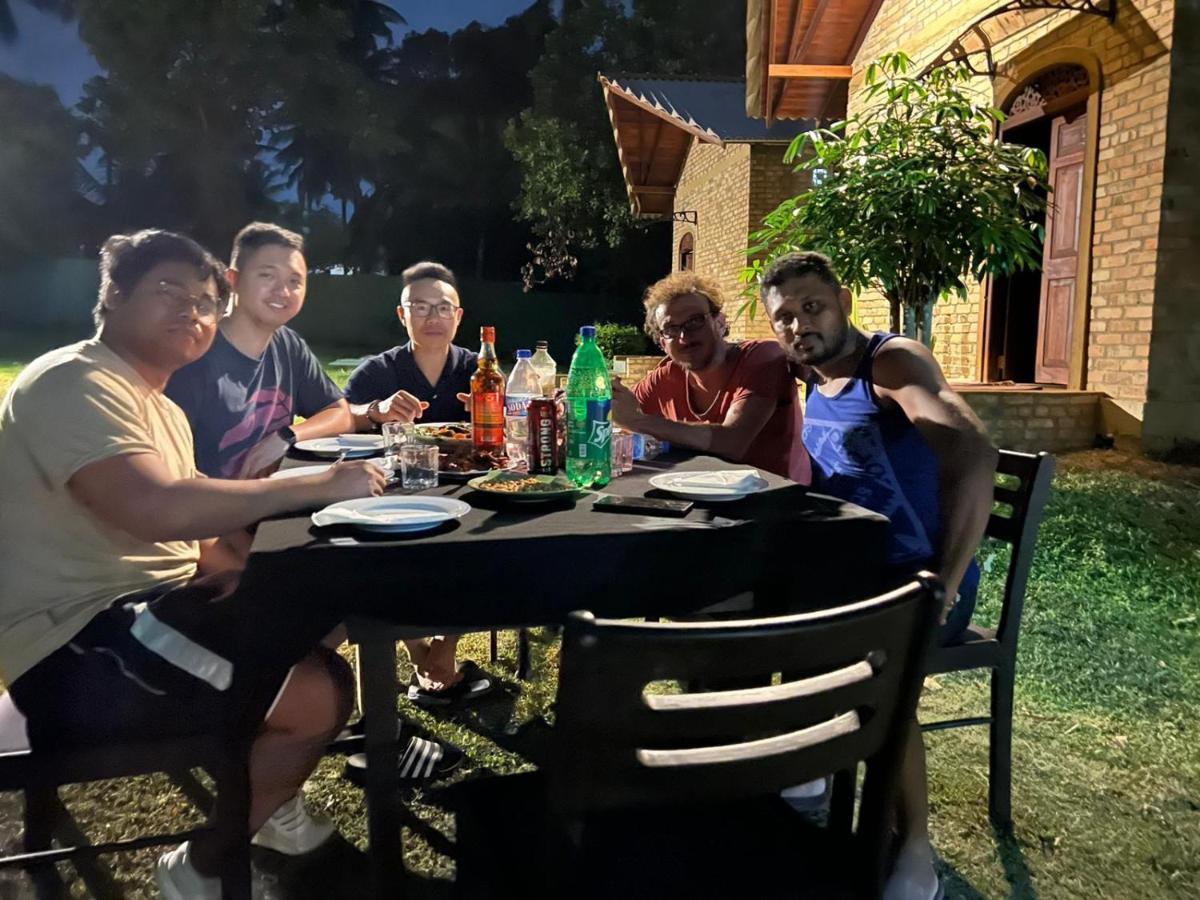 Airport Villa Kamatha -Foreign Booking Only Katunayaka Bagian luar foto