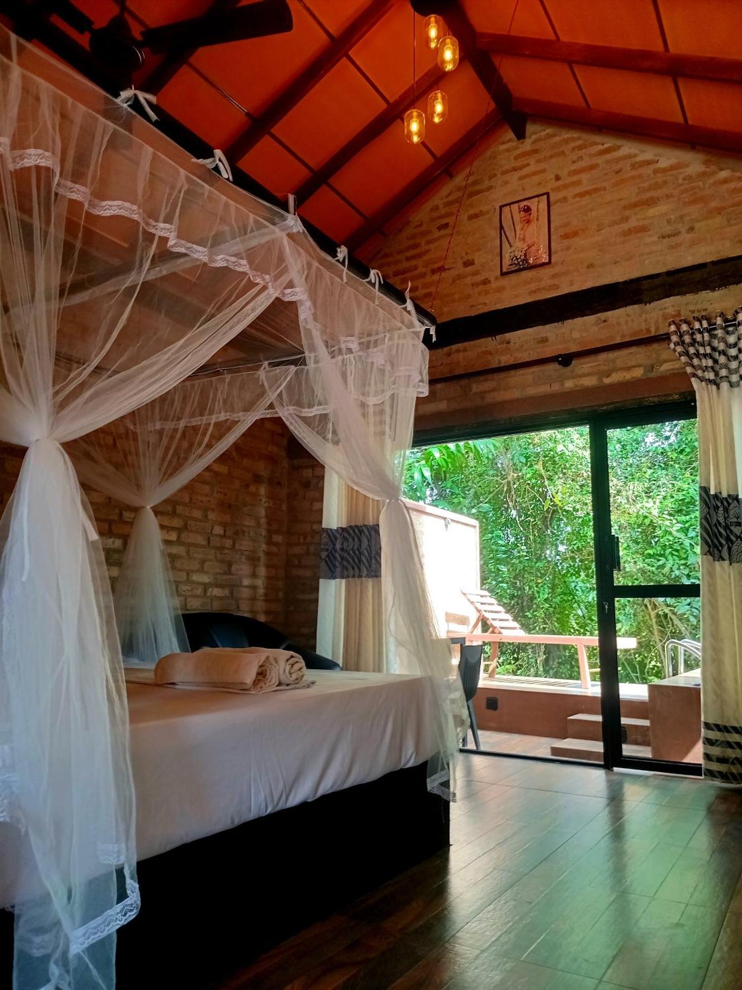 Airport Villa Kamatha -Foreign Booking Only Katunayaka Bagian luar foto